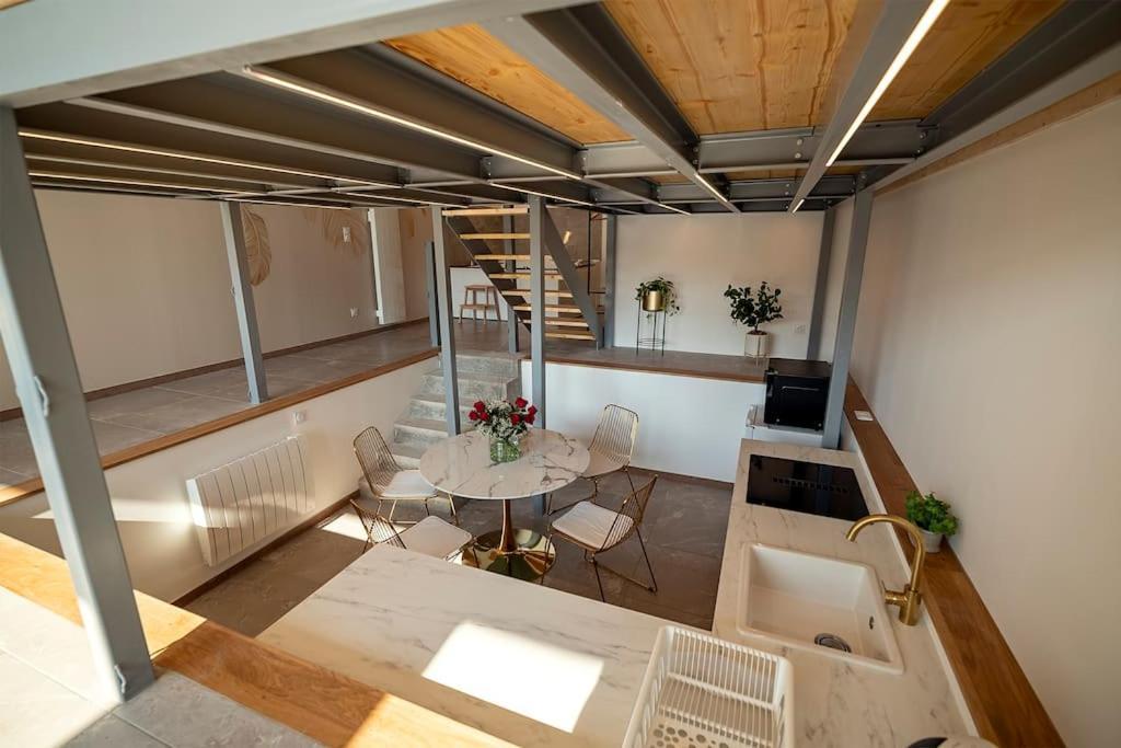 شقة Loft De Luxe Le Chic, Grand Jacuzzi, Vue Port De Plaisance سانت-فاليري-أون-كو المظهر الخارجي الصورة
