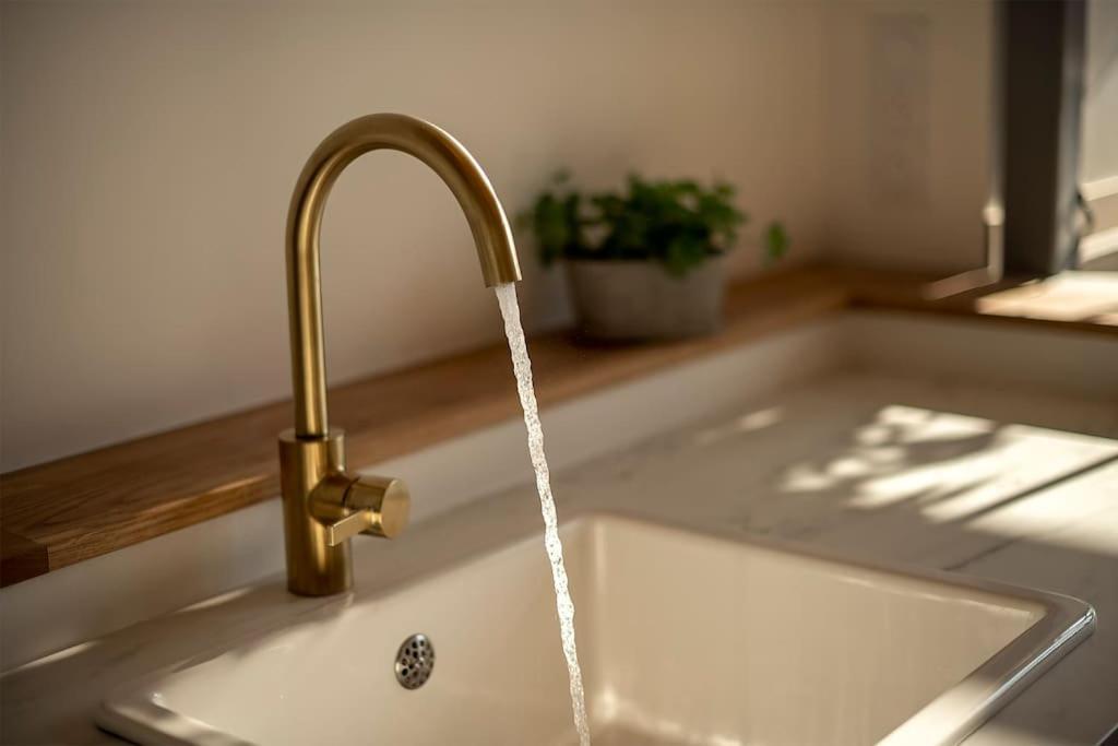 شقة Loft De Luxe Le Chic, Grand Jacuzzi, Vue Port De Plaisance سانت-فاليري-أون-كو المظهر الخارجي الصورة